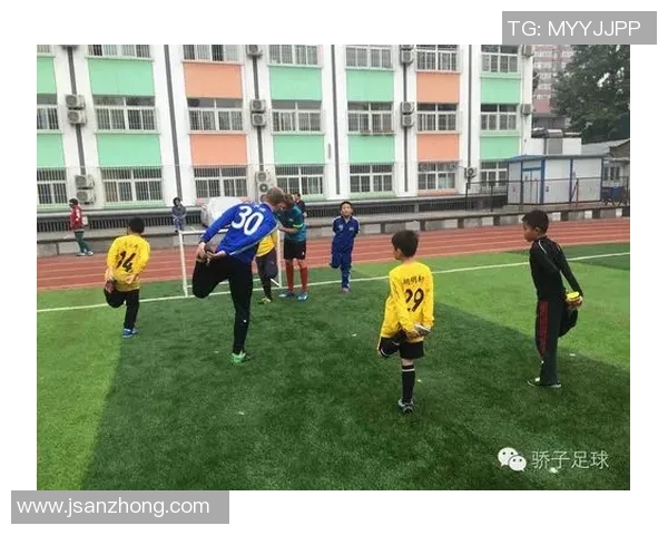 五年级孩子如何培养足球球星球感与球场表现的有效方法与技巧